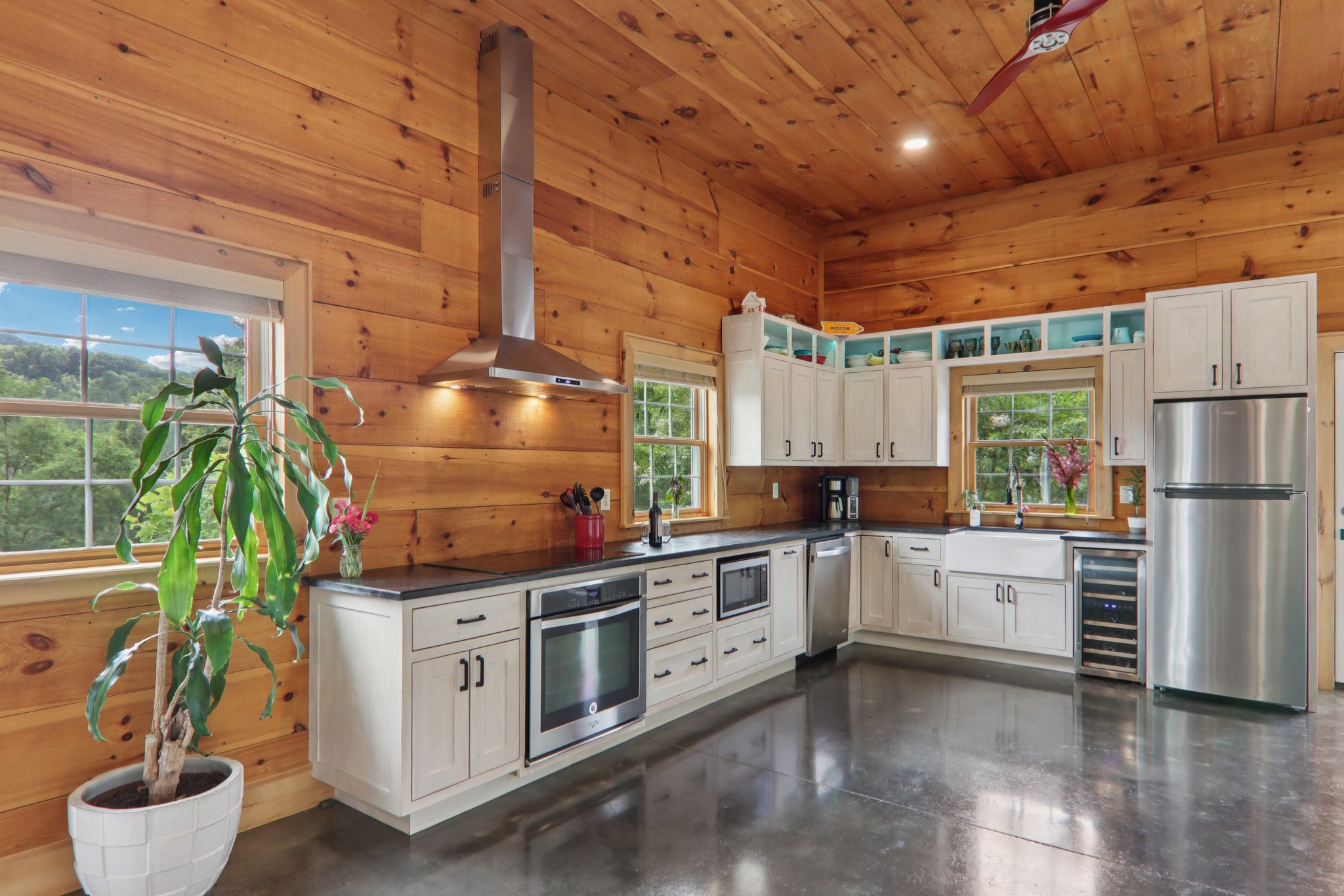 Custom cabinetry and millwork, custom carpentry Asheville NC